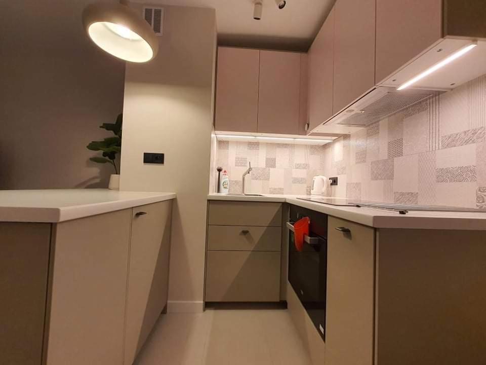 Mlociny Metro Apartment 3 Varšava Exteriér fotografie